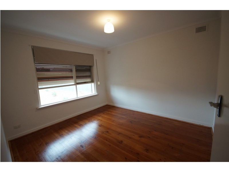 4 Oxford Street, Parafield Gardens SA 5107