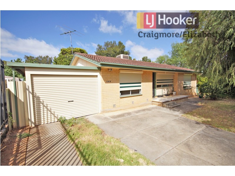 158 McKenzie Road, Elizabeth Downs SA 5113