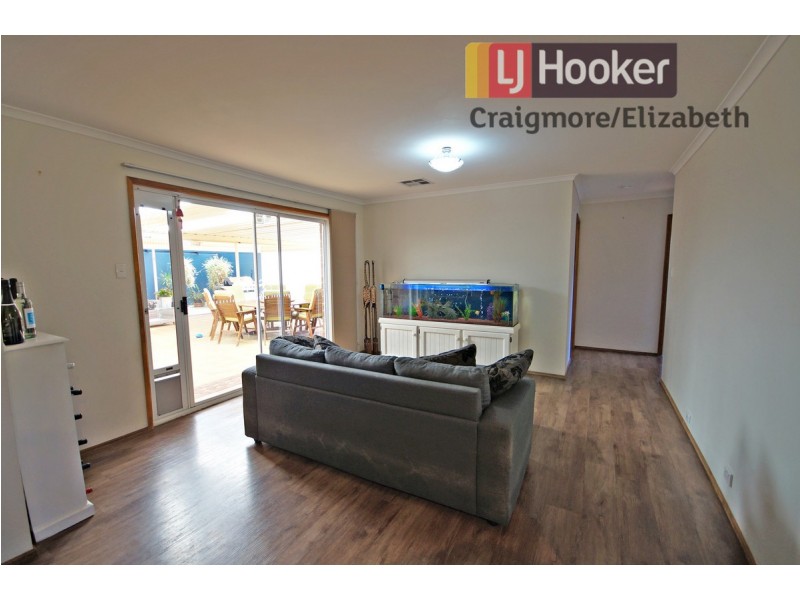 49 President Avenue, Andrews Farm SA 5114