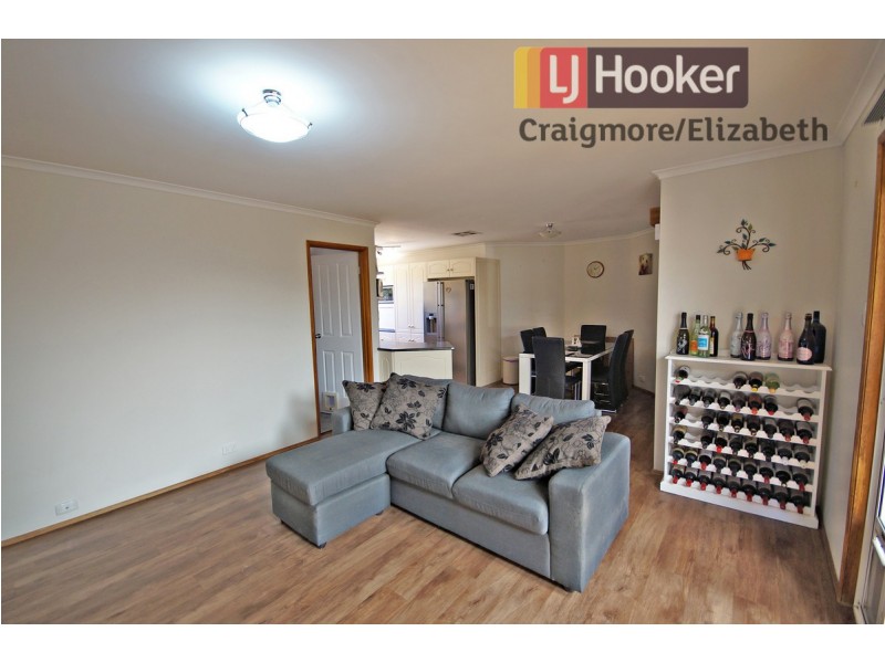 49 President Avenue, Andrews Farm SA 5114