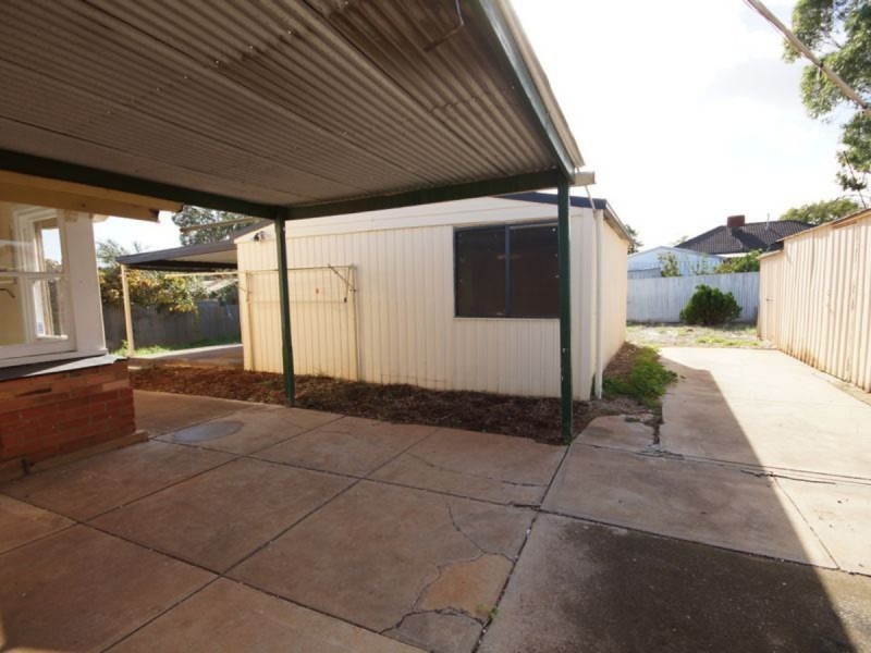 3 Collins Street, Elizabeth Downs SA 5113