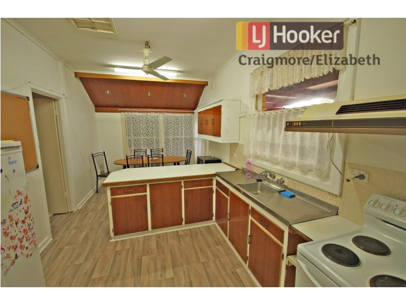 25 Andrews Road, Elizabeth Downs SA 5113