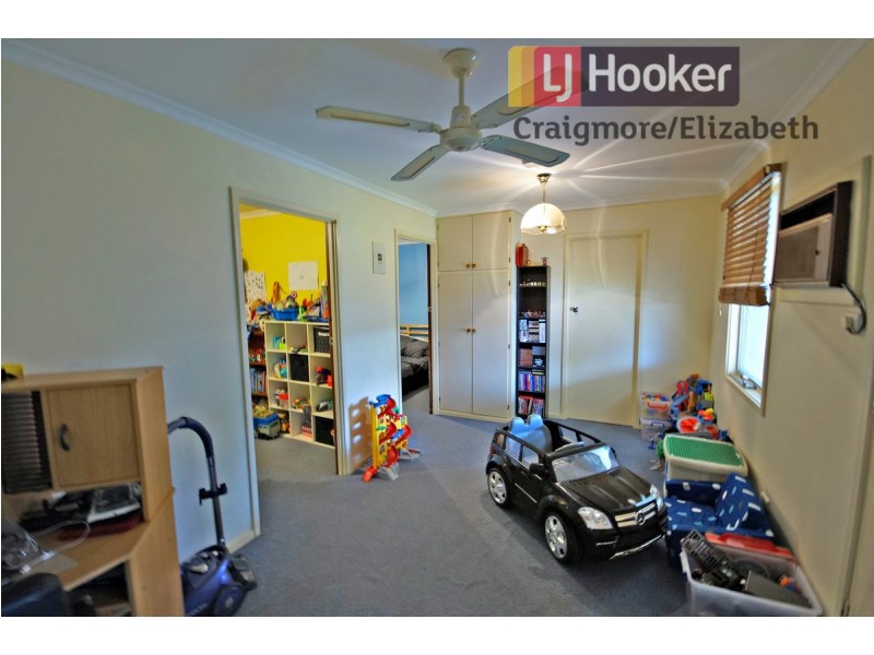 109 McKenzie Road, Elizabeth Downs SA 5113