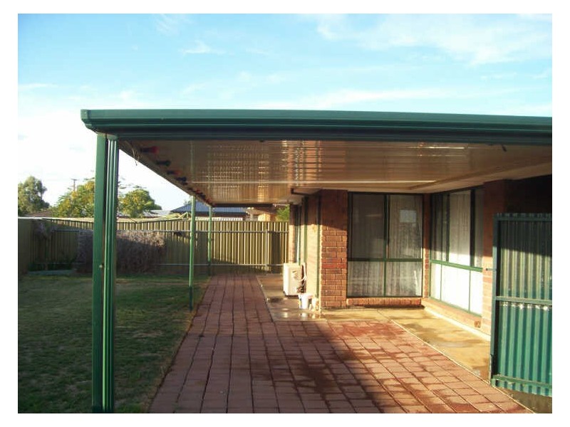18 Pyrus Crescent, Andrews Farm SA 5114
