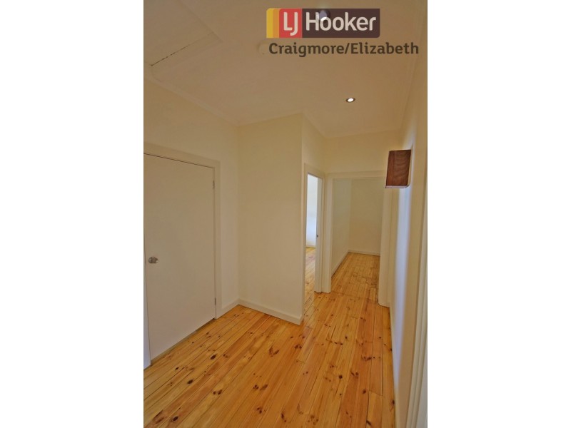 10 Bloomfield Crescent, Elizabeth Downs SA 5113