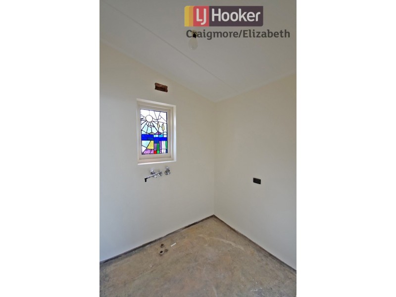 10 Bloomfield Crescent, Elizabeth Downs SA 5113