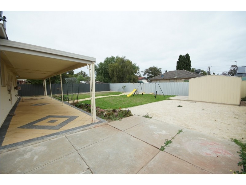 7 Crabb Road, Smithfield Plains SA 5114