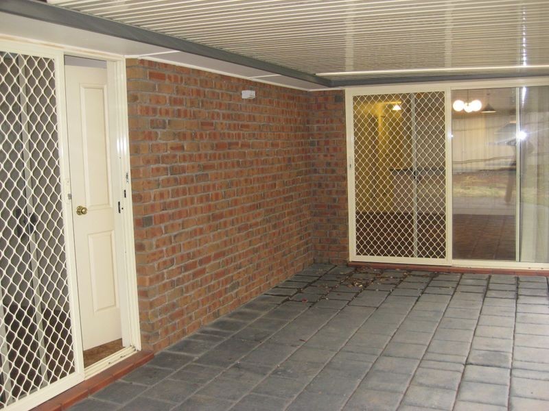 11 Samuel Court, Greenwith SA 5125