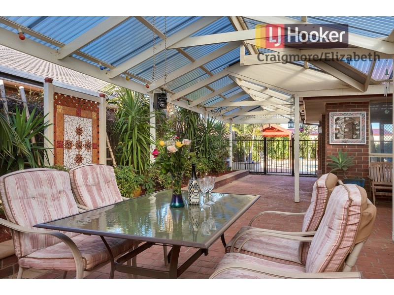 11 Dawn Close, Andrews Farm SA 5114