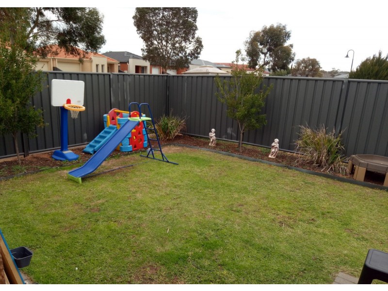 26 Lonsdale Crescent, Andrews Farm SA 5114