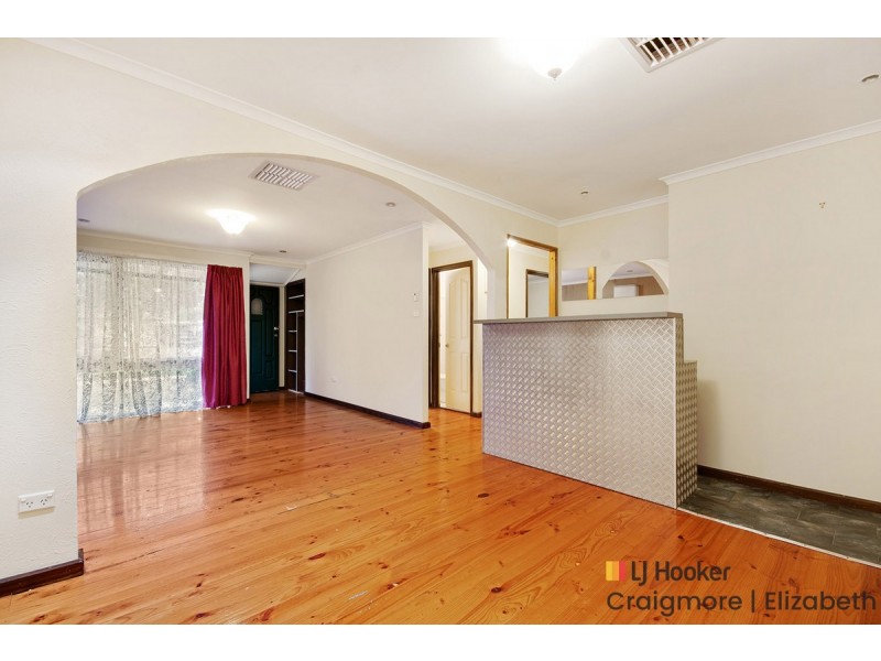 18 Noora Crescent, Munno Para SA 5115