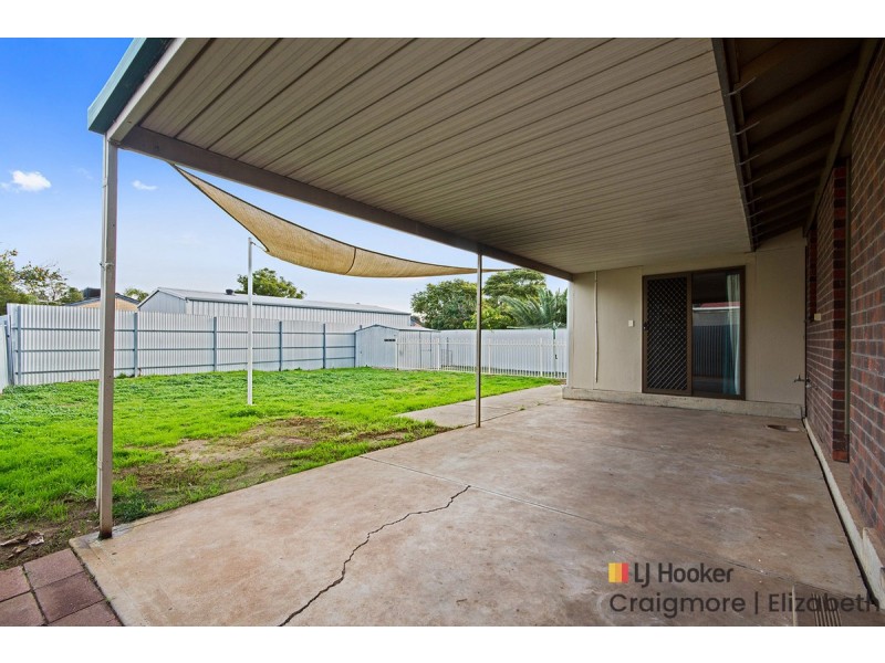 18 Noora Crescent, Munno Para SA 5115