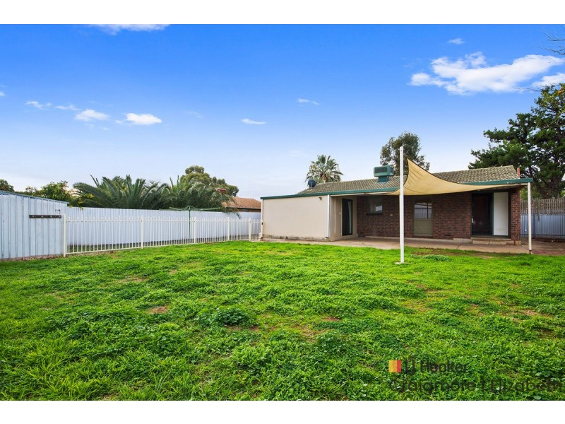 18 Noora Crescent, Munno Para SA 5115