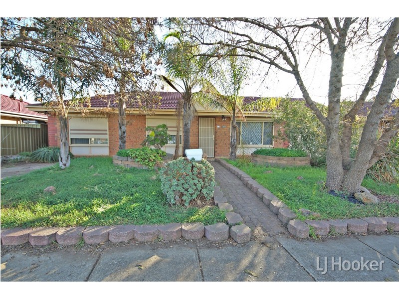 16 Grace Avenue, Andrews Farm SA 5114