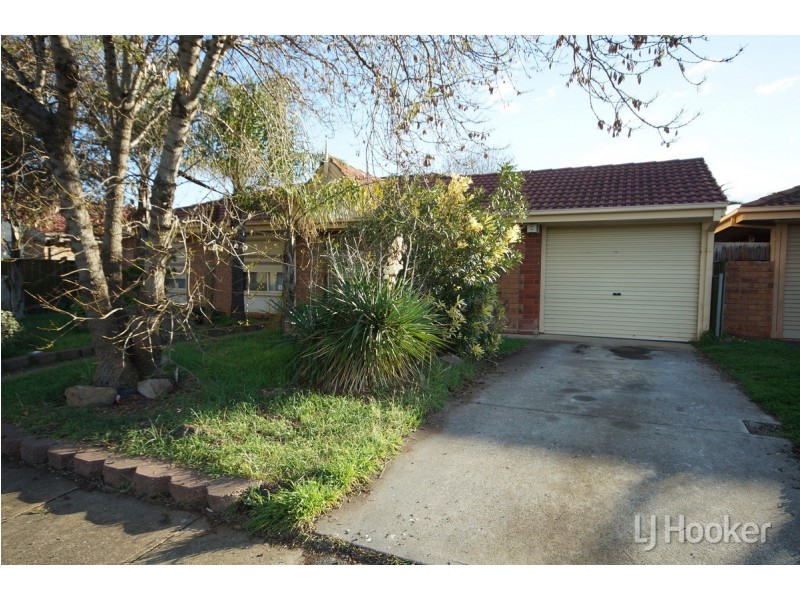 16 Grace Avenue, Andrews Farm SA 5114