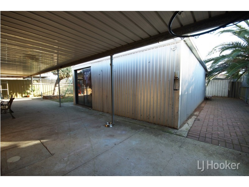 16 Grace Avenue, Andrews Farm SA 5114