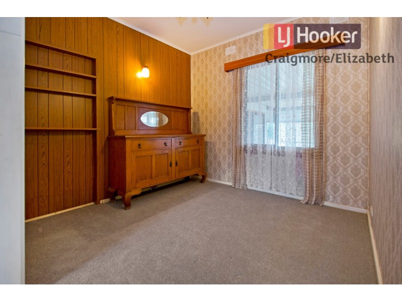 11 Barton Road, Elizabeth Downs SA 5113