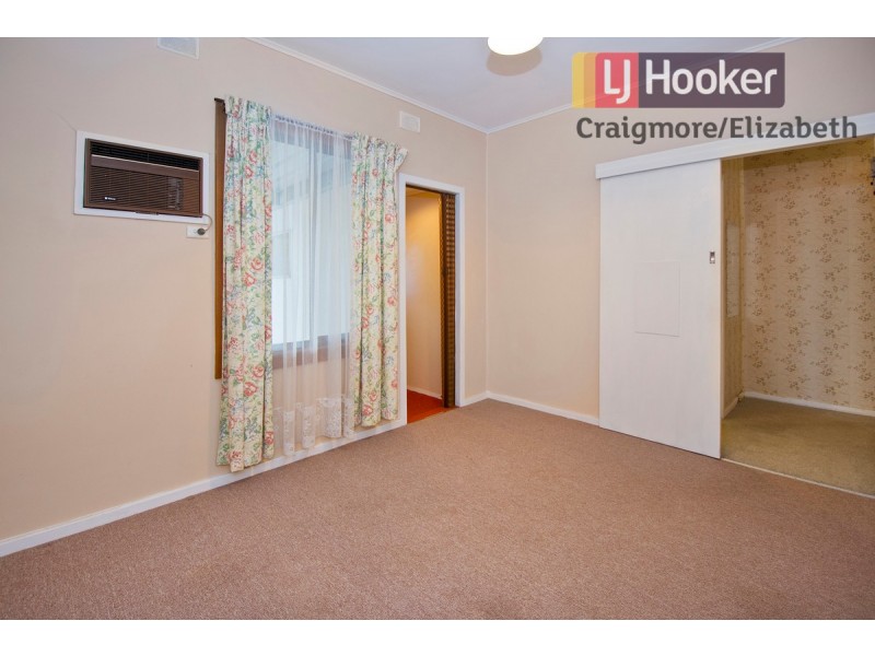 11 Barton Road, Elizabeth Downs SA 5113