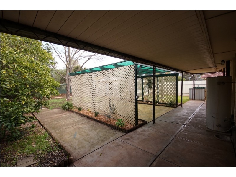 10 Drage Street, Elizabeth Downs SA 5113
