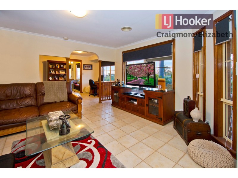 24 Jenolan Crescent, Hillbank SA 5112