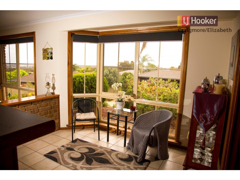 24 Jenolan Crescent, Hillbank SA 5112