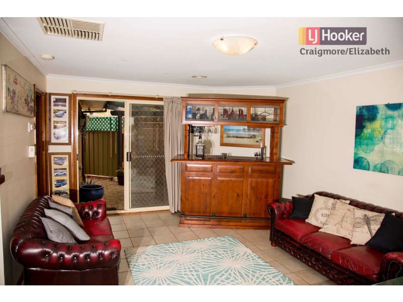 24 Jenolan Crescent, Hillbank SA 5112