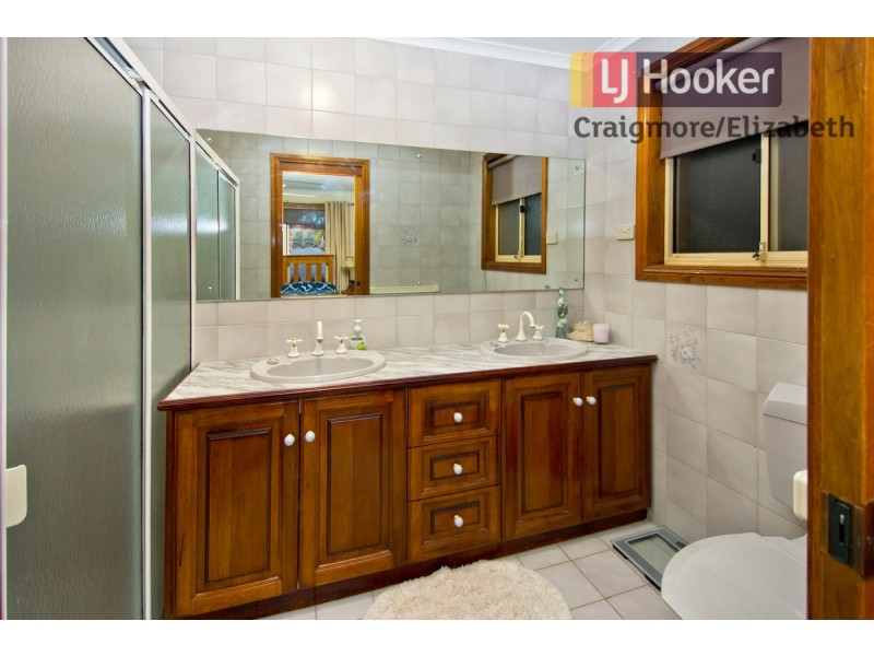 24 Jenolan Crescent, Hillbank SA 5112