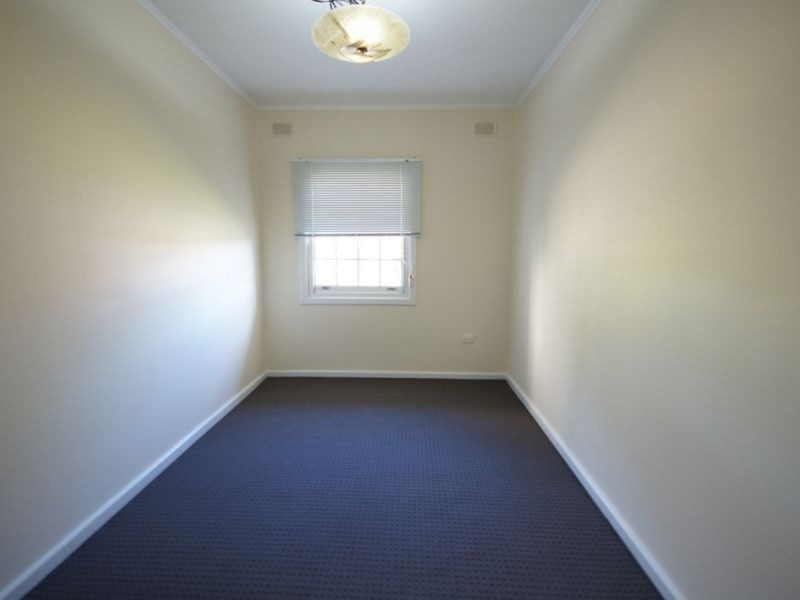 16 Marshalsea Road, Elizabeth Park SA 5113