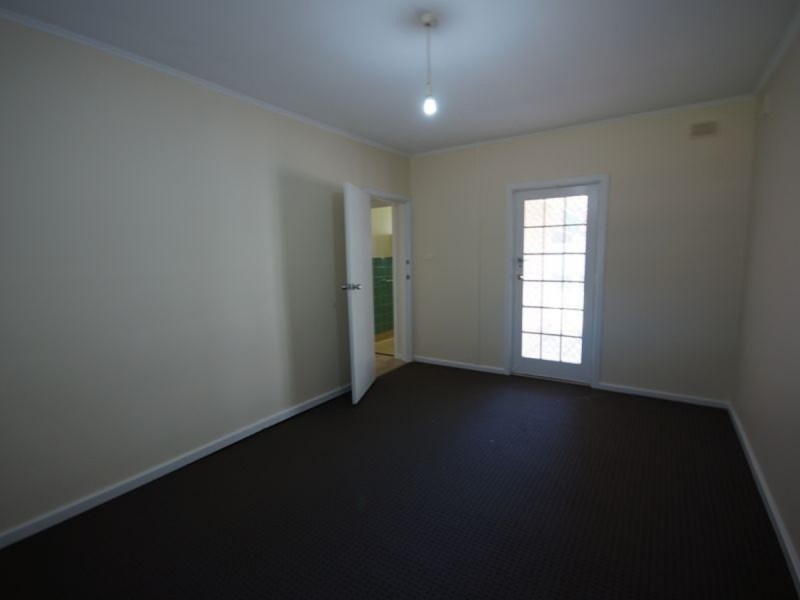 16 Marshalsea Road, Elizabeth Park SA 5113