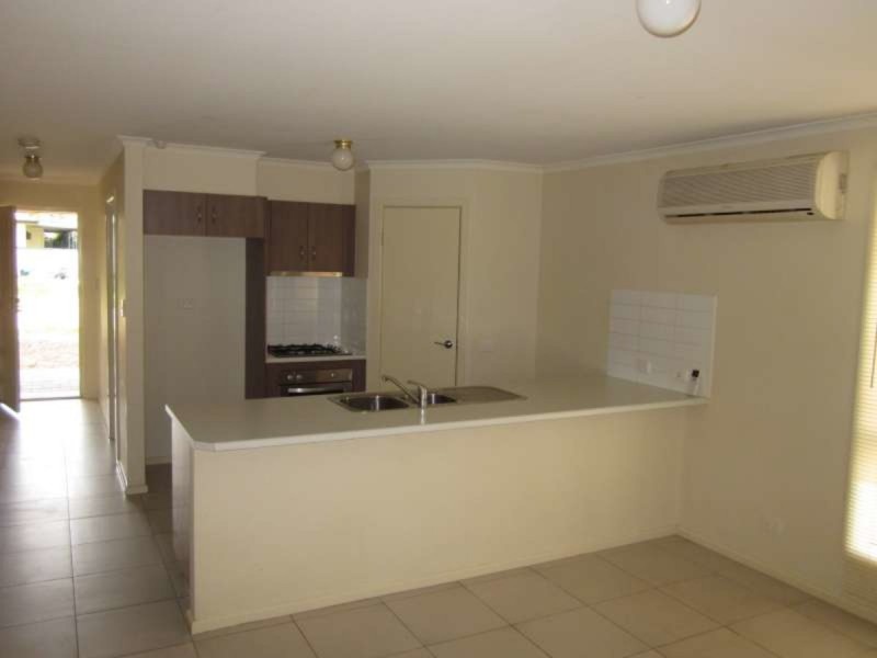 2 Kentish Road, Elizabeth Downs SA 5113
