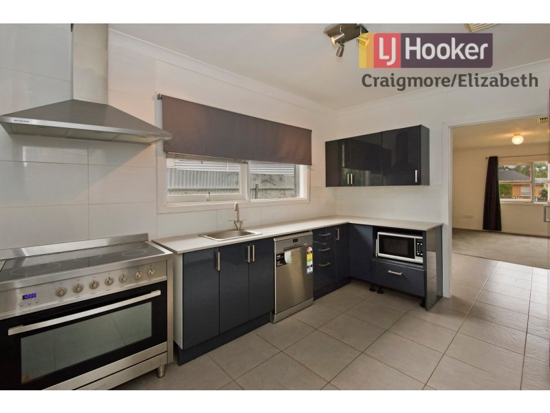 28 Justinian Street, Elizabeth Downs SA 5113