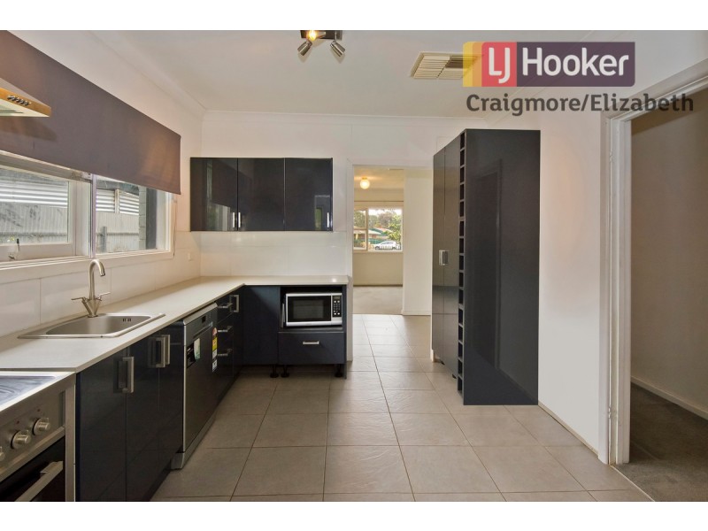 28 Justinian Street, Elizabeth Downs SA 5113
