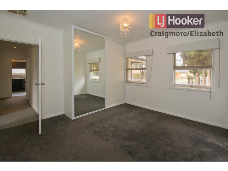 28 Justinian Street, Elizabeth Downs SA 5113