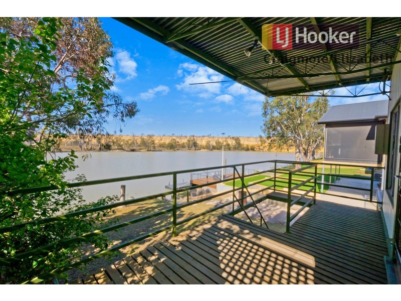 44 Page Drive, Blanchetown SA 5357