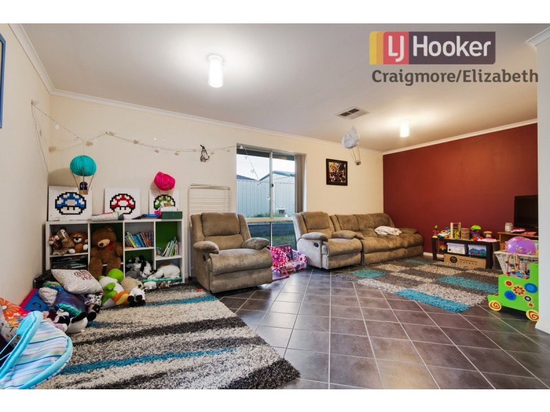 8 Hannah Road, Munno Para West SA 5115