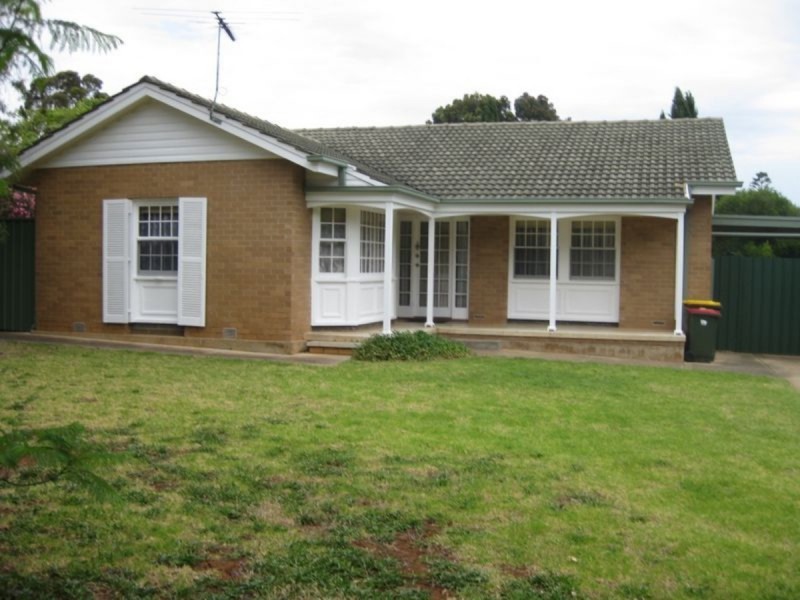 18 Mosterton Road, Elizabeth Park SA 5113