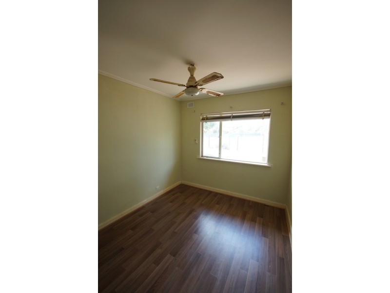 128 Goodman Road, Elizabeth South SA 5112