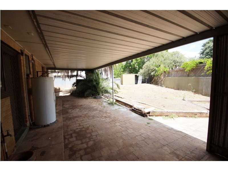 128 Goodman Road, Elizabeth South SA 5112