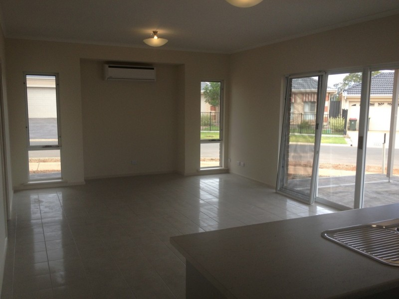 31 Swinden Crescent, Blakeview SA 5114