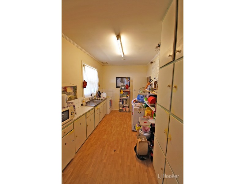 33 Peacock Road, Elizabeth Downs SA 5113