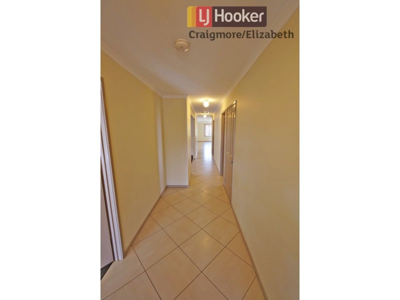 5 Willandra Close, Andrews Farm SA 5114