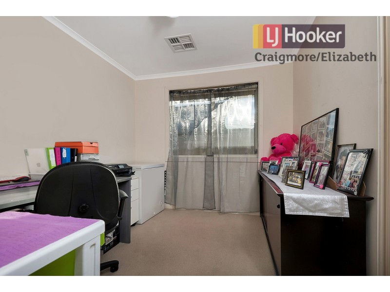 6 Meadow Lane, Para Hills West SA 5096