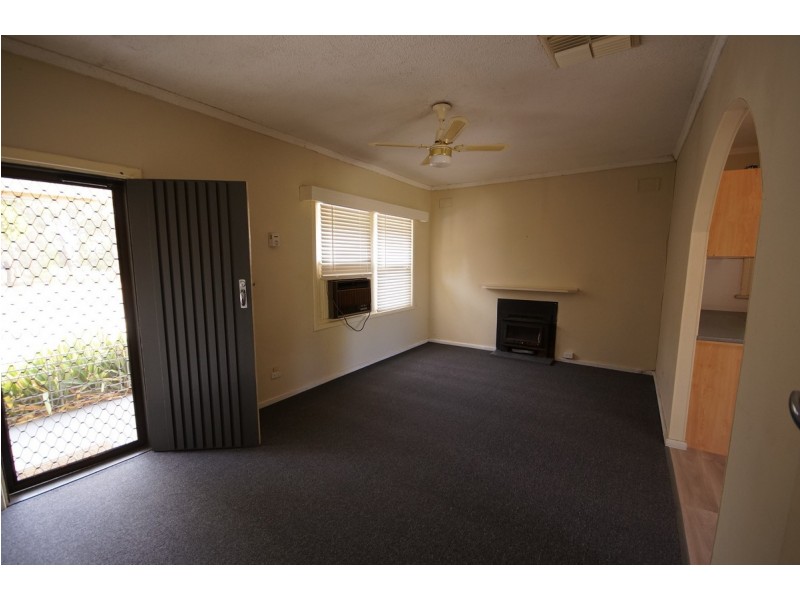 30 Garlick Road, Elizabeth Park SA 5113