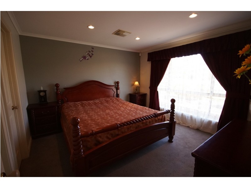 13 Blight Crescent, Hillbank SA 5112