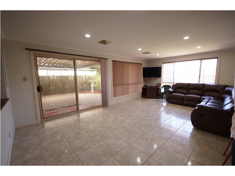 13 Blight Crescent, Hillbank SA 5112