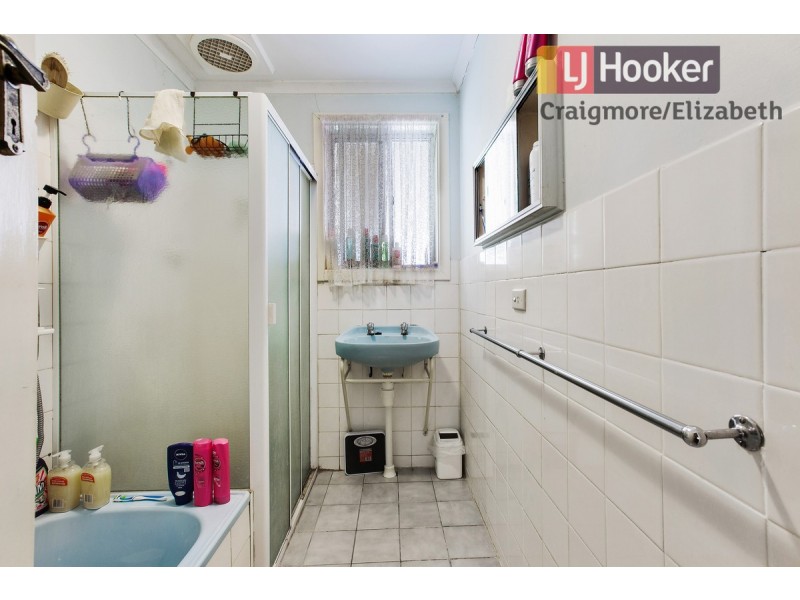 17 Barrington Road, Elizabeth Downs SA 5113