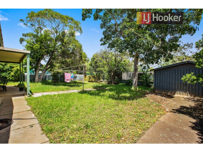 17 Barrington Road, Elizabeth Downs SA 5113