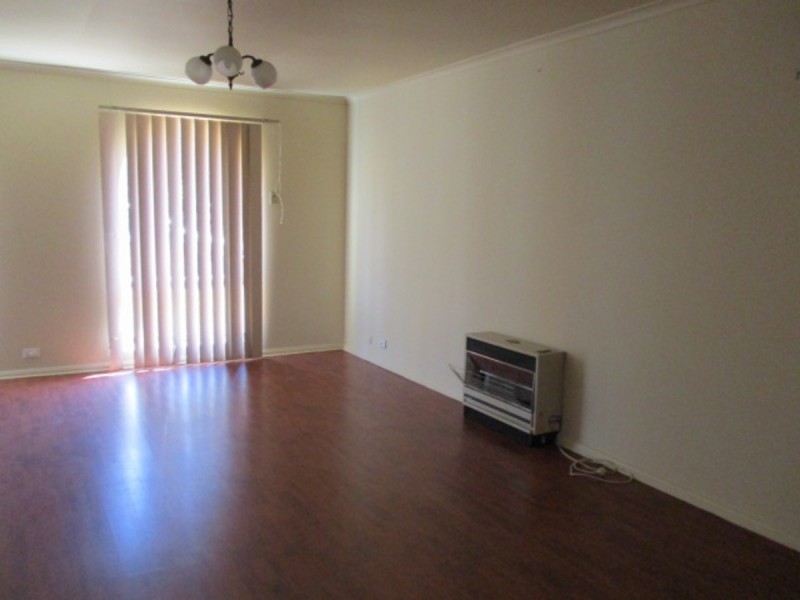 8 Teasdale Crescent, Parafield Gardens SA 5107