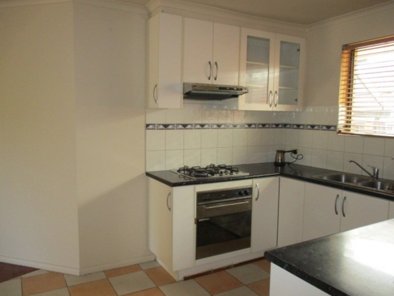 8 Teasdale Crescent, Parafield Gardens SA 5107
