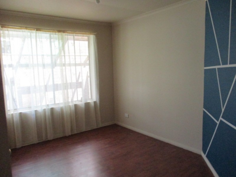8 Teasdale Crescent, Parafield Gardens SA 5107
